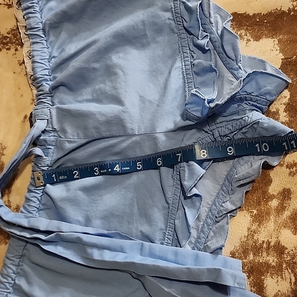 Pink VS ruffled short shorts with bling. Size: M - Picture 9 of 9